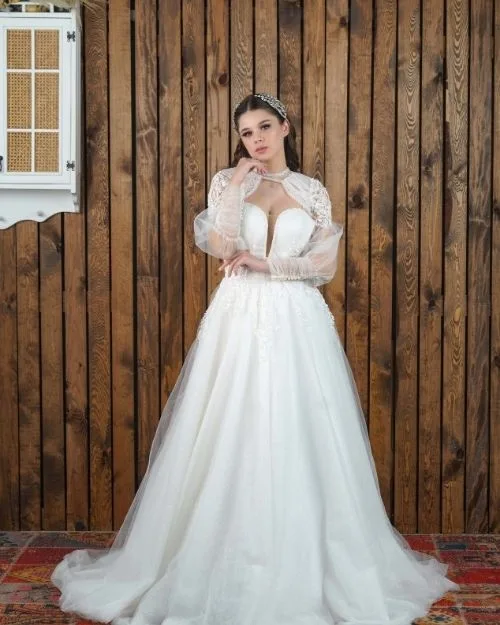 M Yaka Dekolteli Helen Etekli Gelinlik